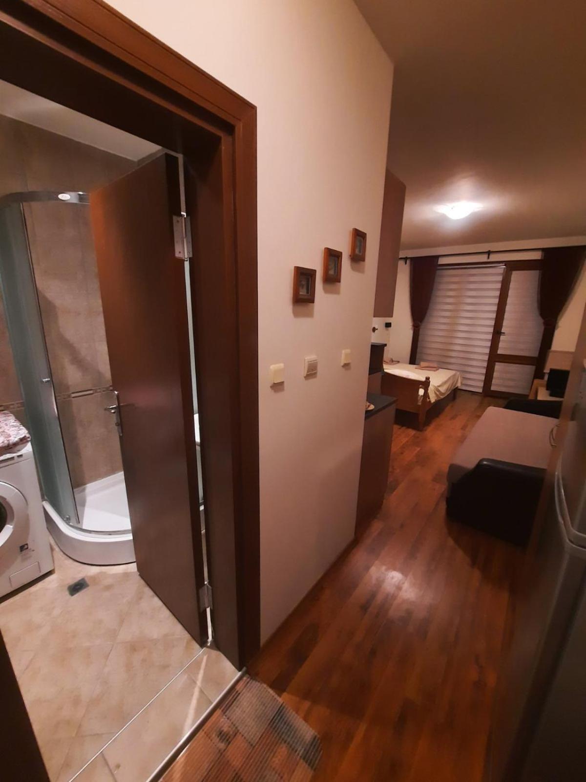 Apartamento Апатаменти За Гости Sunshine И Glory Sveti Vlas Exterior foto