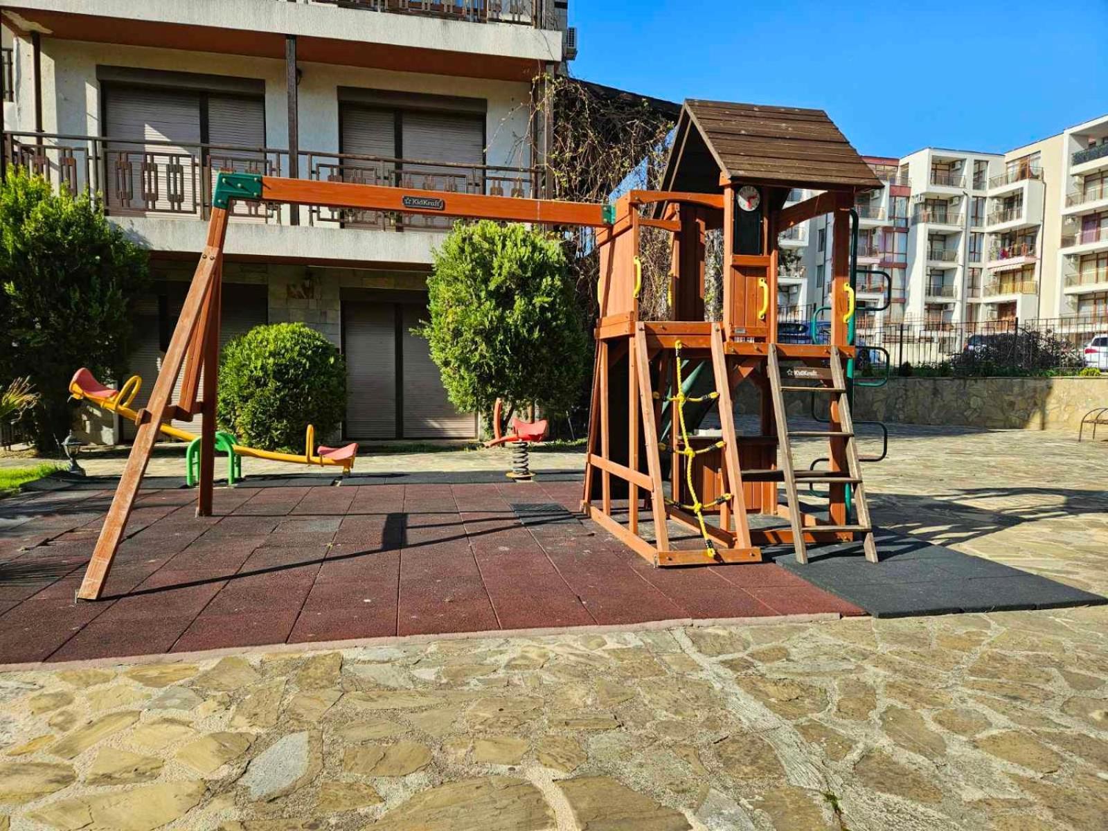 Apartamento Апатаменти За Гости Sunshine И Glory Sveti Vlas Exterior foto